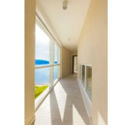 Kapetan Stan Sleeps 8 Pool Air Con Vila Posedarje