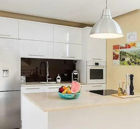 Villa Kapetan Stan Sleeps 8 Pool Air Con *
